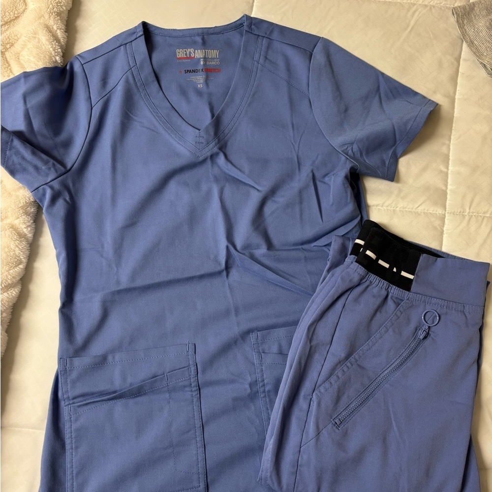 Grey's Anatomy Scrubs XS and XXSP